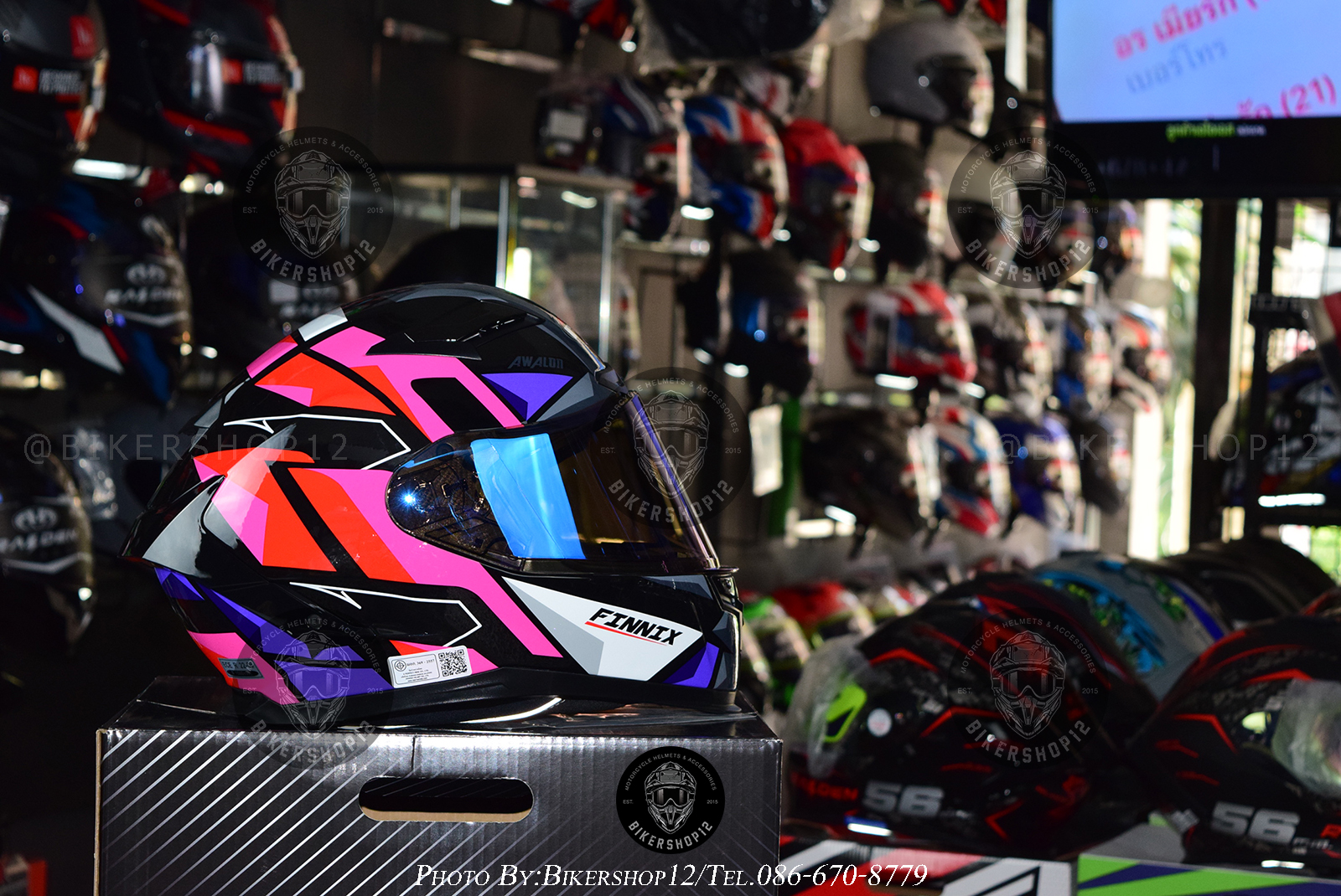 หมวกกันน็อคReal รุ่น FINNIX AWALON สี black-pink-grey