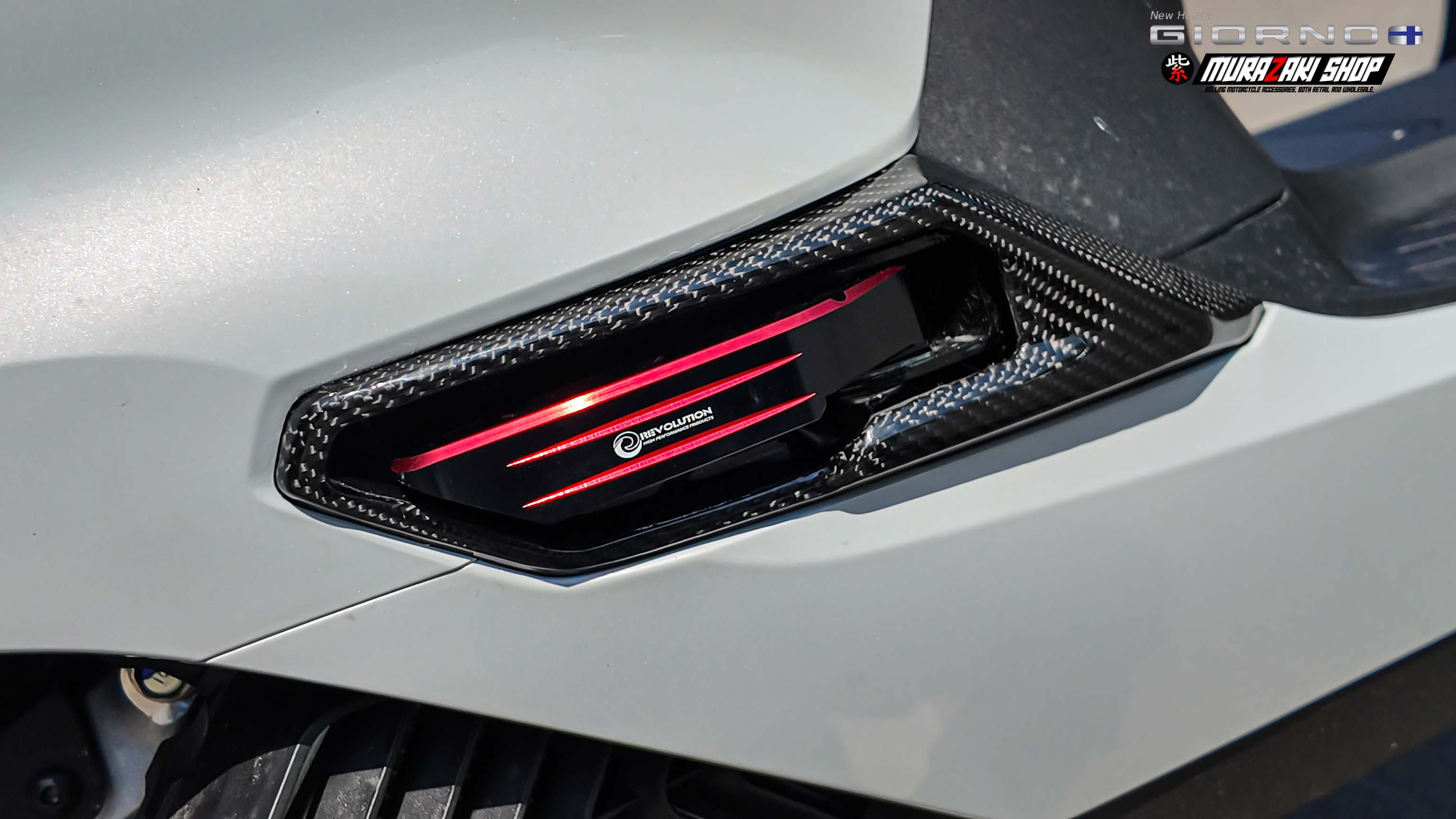 พักเท้าหลัง REVOLUTION/ทูโทน GIORNO125