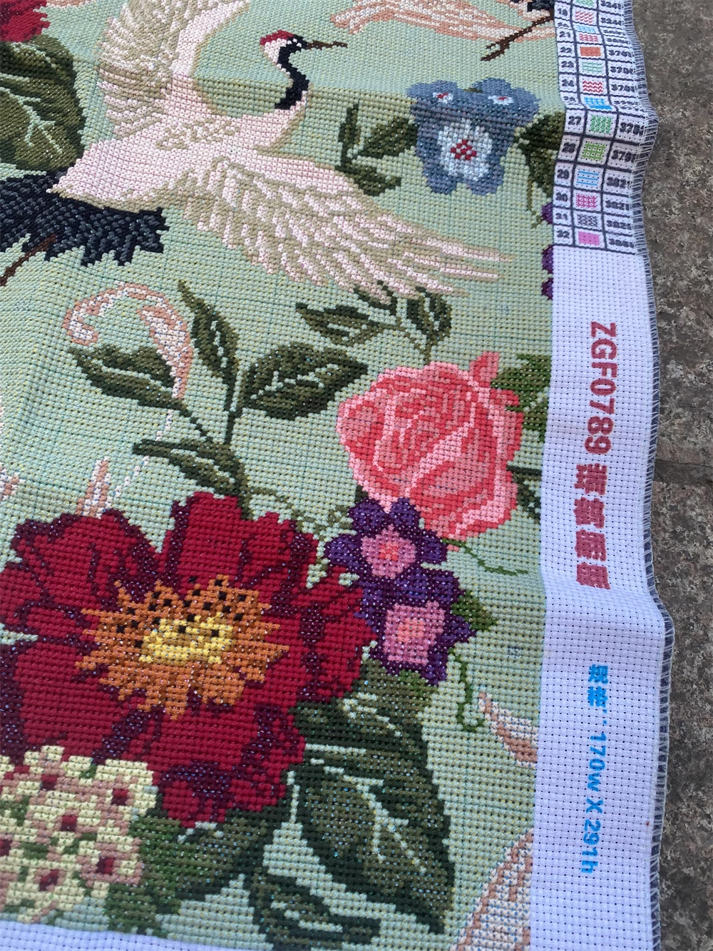 crane-1101 *สินค้าหมด* ชุดปักครอสติช ลายนกกระเรียนดอกไม้บาน (ปักเต็มผืนผ้า ไม่มีเดินเส้น ผ้า11CTพิมพ์ลาย ปัก 3 เส้นเล็ก) ขนาด 50*78 ซม.ผ้าครอสติช 11CTพิมพ์ลายปักบนผ้า ไหมคอตตอน 32 สี ผังลาย เข็ม