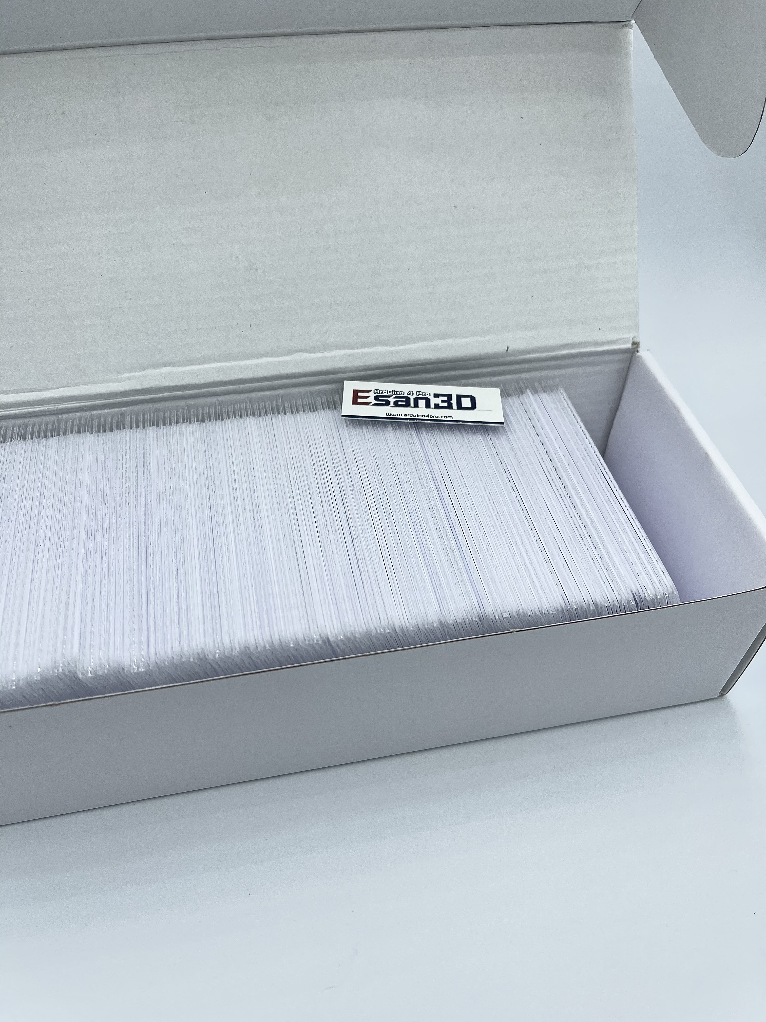 860 - 960 MHz UHF RFID card