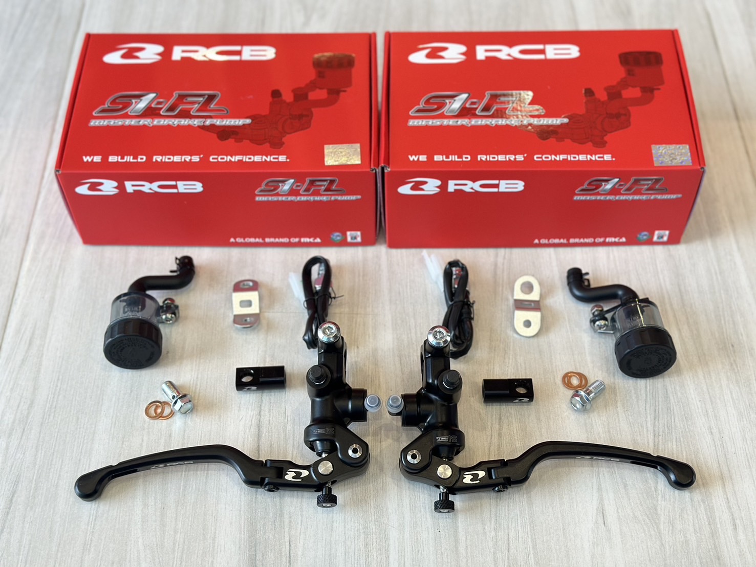 ปั๊มลอย S1-FL เบอร์14 ดำ - ซ้าย ขวา น้ำเงิน - ซ้าย ขวา แดง - ซ้าย ขวา เงิน - ซ้าย ขวา ราคา2500