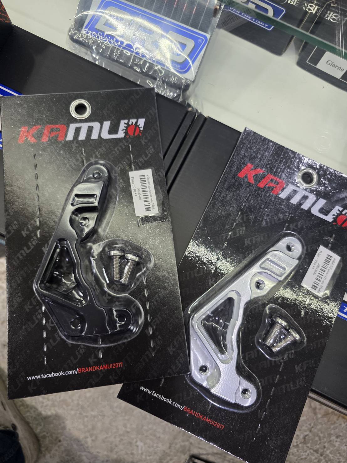 คาลิปเปอร GIORNO+ ABS ปั้ท Brembo 2 pot โช็คเดิม จาน 220mm สีเงิน สีดำ ราคา950