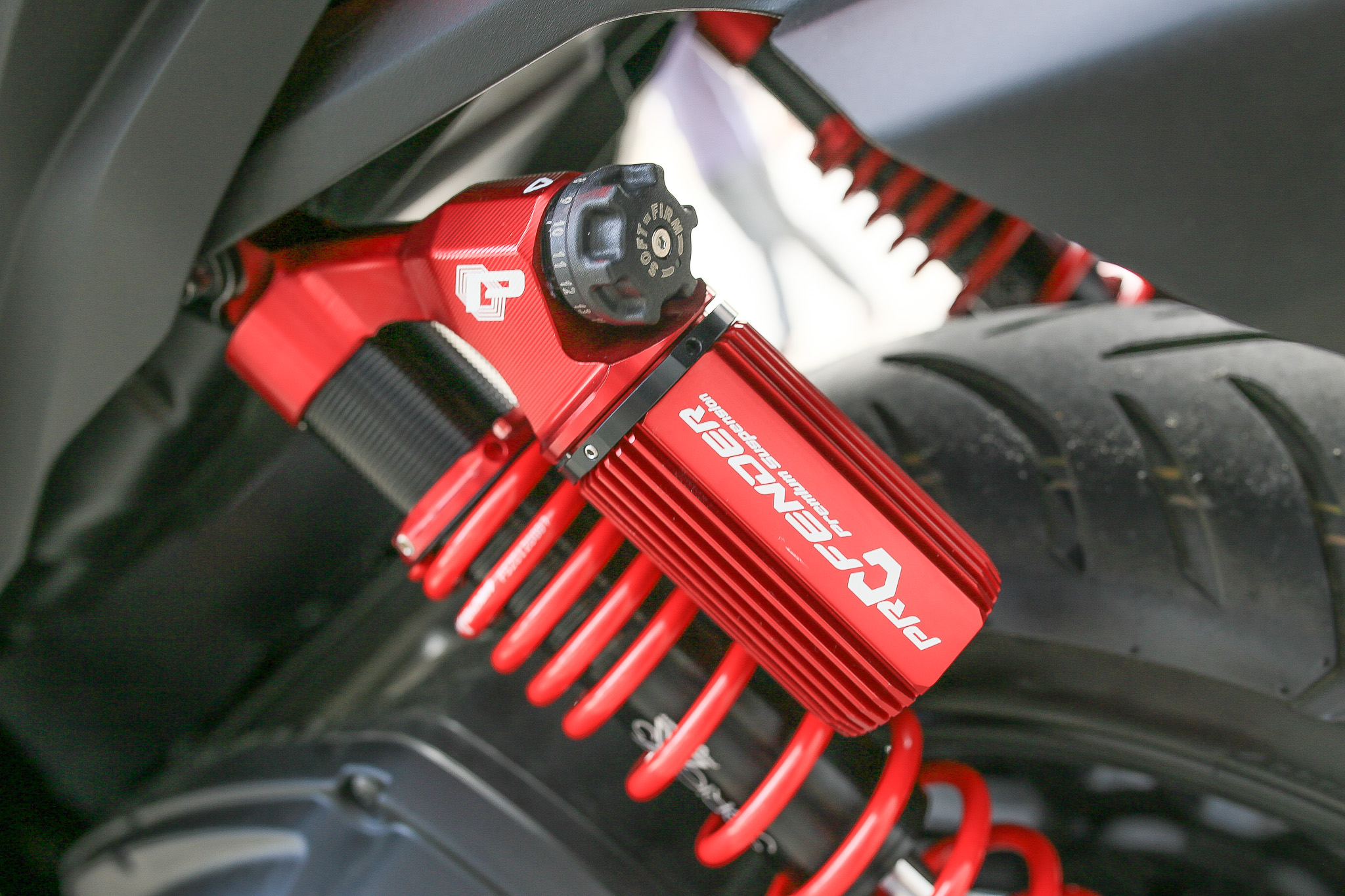 โช๊ค Profender Honda Forza300,350 ราคา11900