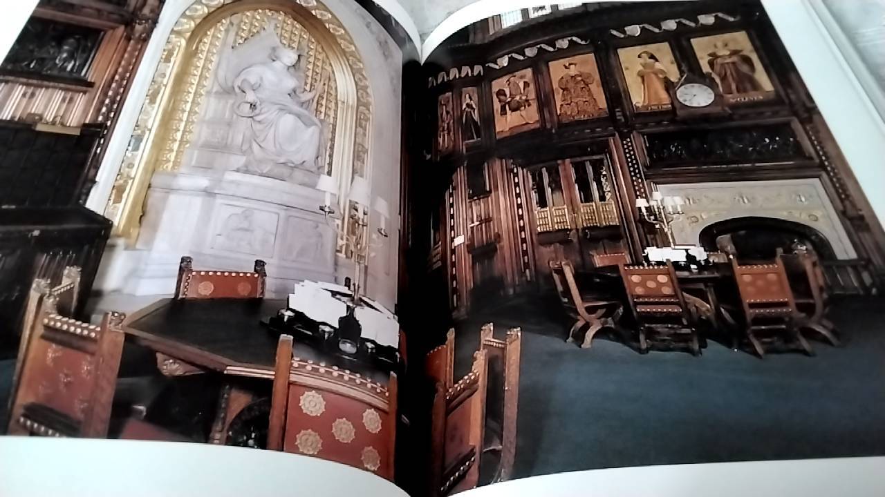 A Treasury of World Antiques