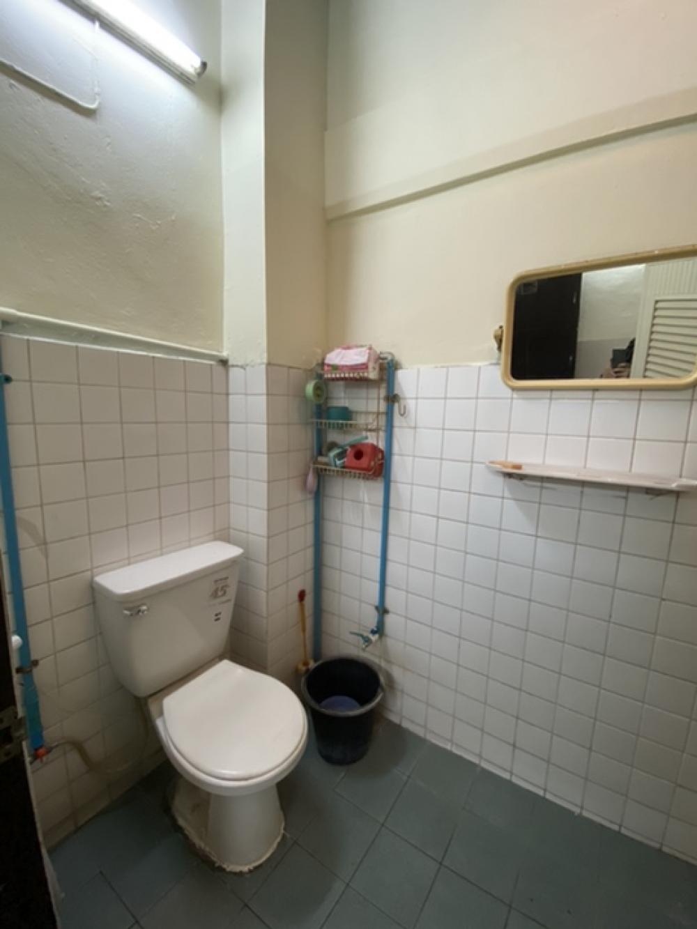 อาคารพาณิชย์ ประชาชื่น 27