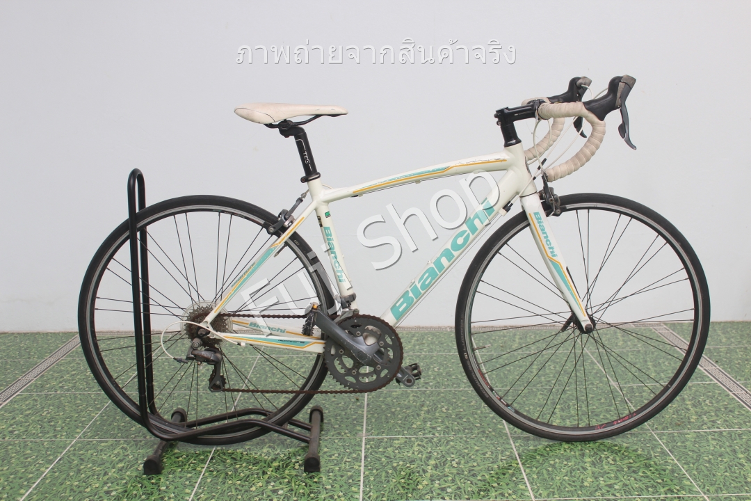จักรยานเสือหมอบญี่ปุ่น - ล้อ 700c - มีเกียร์ - อลูมิเนียม - Bianchi Nirone 7 - สีขาว [จักรยานมือสอง]