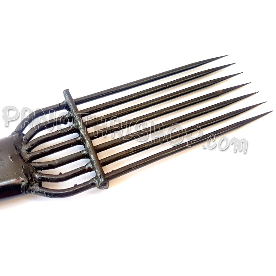 ฉมวกแทงปลา-งู ทำจากเหล็กสปริงแข็งแรง กว้าง 6 ซม ยาว 25 ซม แบบแบน ไม่มีเงี่ยง