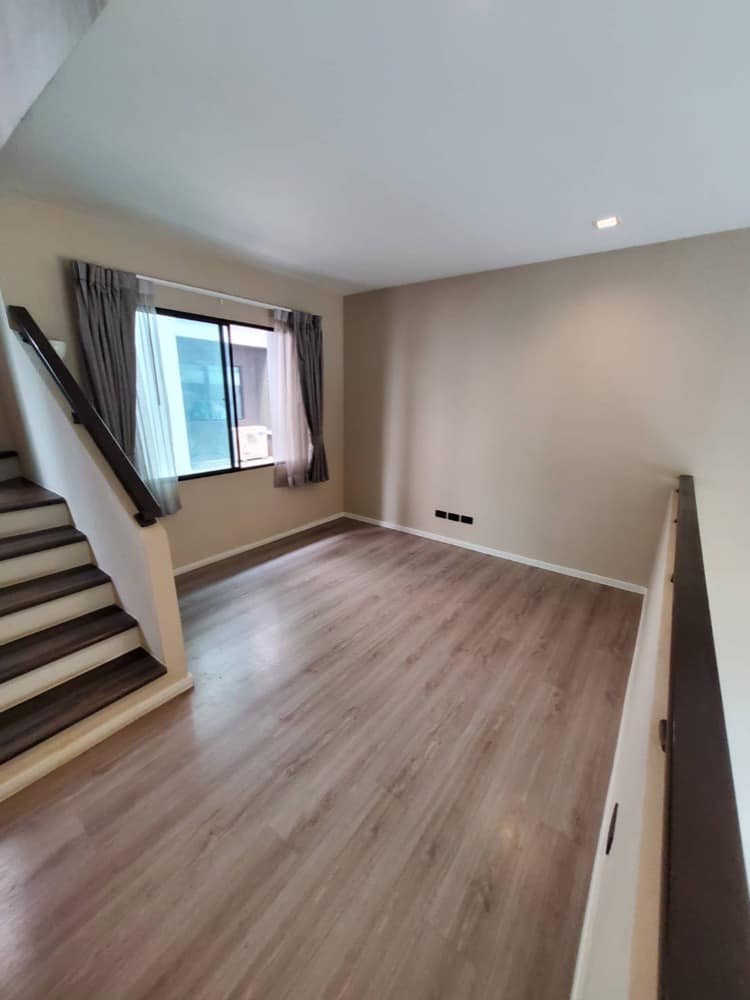 BAAN KLANGMUANG VIPHAVADEE 64