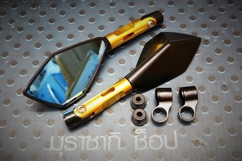 กระจกห้าเหลี่ยมบานเล็ก