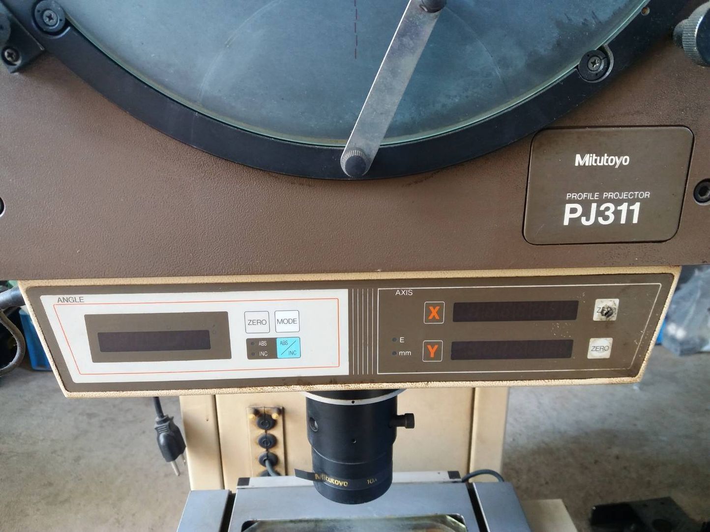 โปรไฟล์โปรเจคเตอร์ Mitutoyo รุ่น PJ311