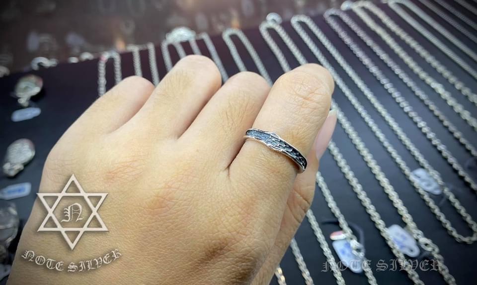 แหวนลอฟท์ รมดำคลาสสิก Free Size Sterling Silver 925 NSRG2889