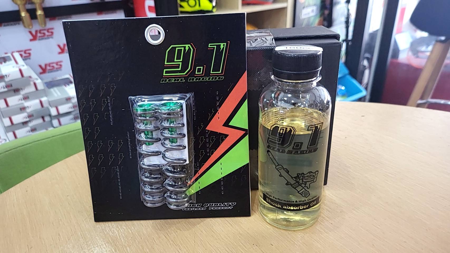 ชุด Kit สปริงโหลดหน้า+วาล์ 9.1 REAL RACING CLICK160 มีขนาน 1นิ้ว 1.5 นิ้ว 2นิ้ว นุ่มหนึบ ไม่กระแทก ไม่ยันบังโคลนหน้า ราคาเป็นชุด น้ำมันซื้อเพิ่ม