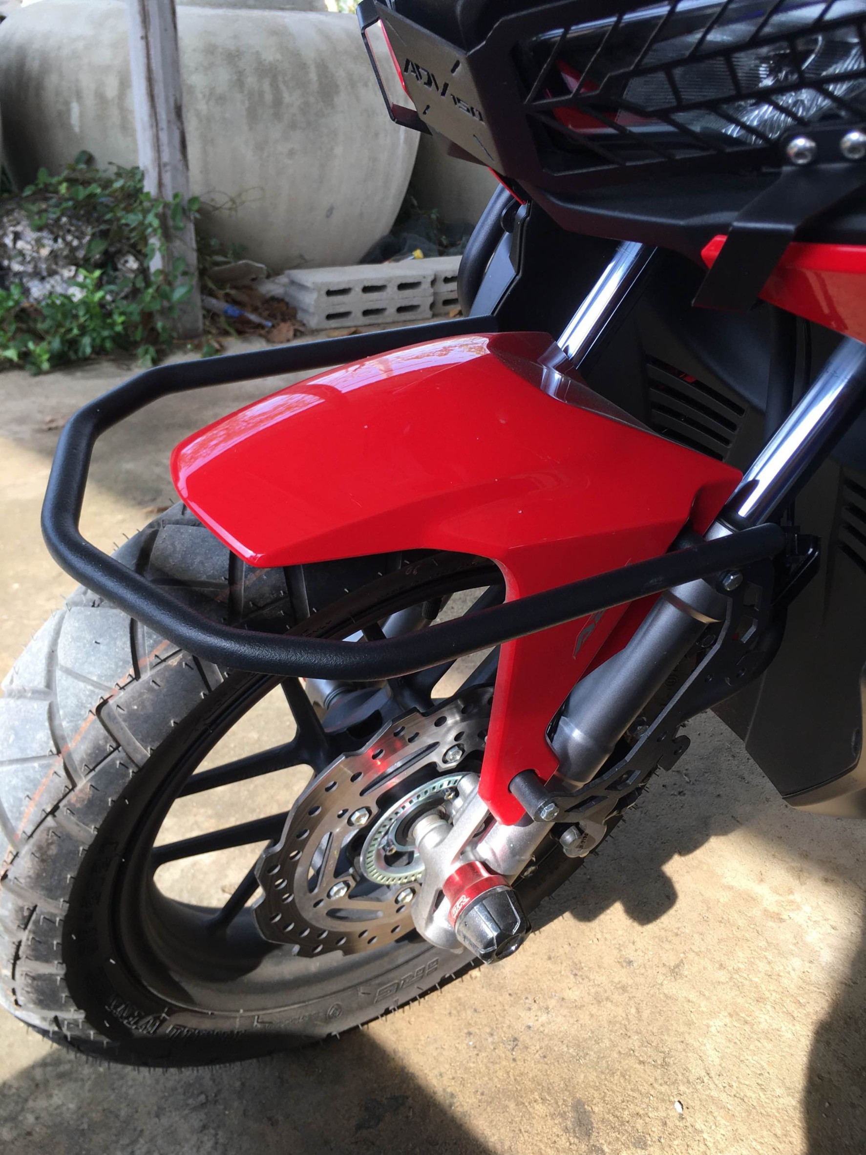 เหล็กบังโคลนหน้า SEMSPEED ADV 150