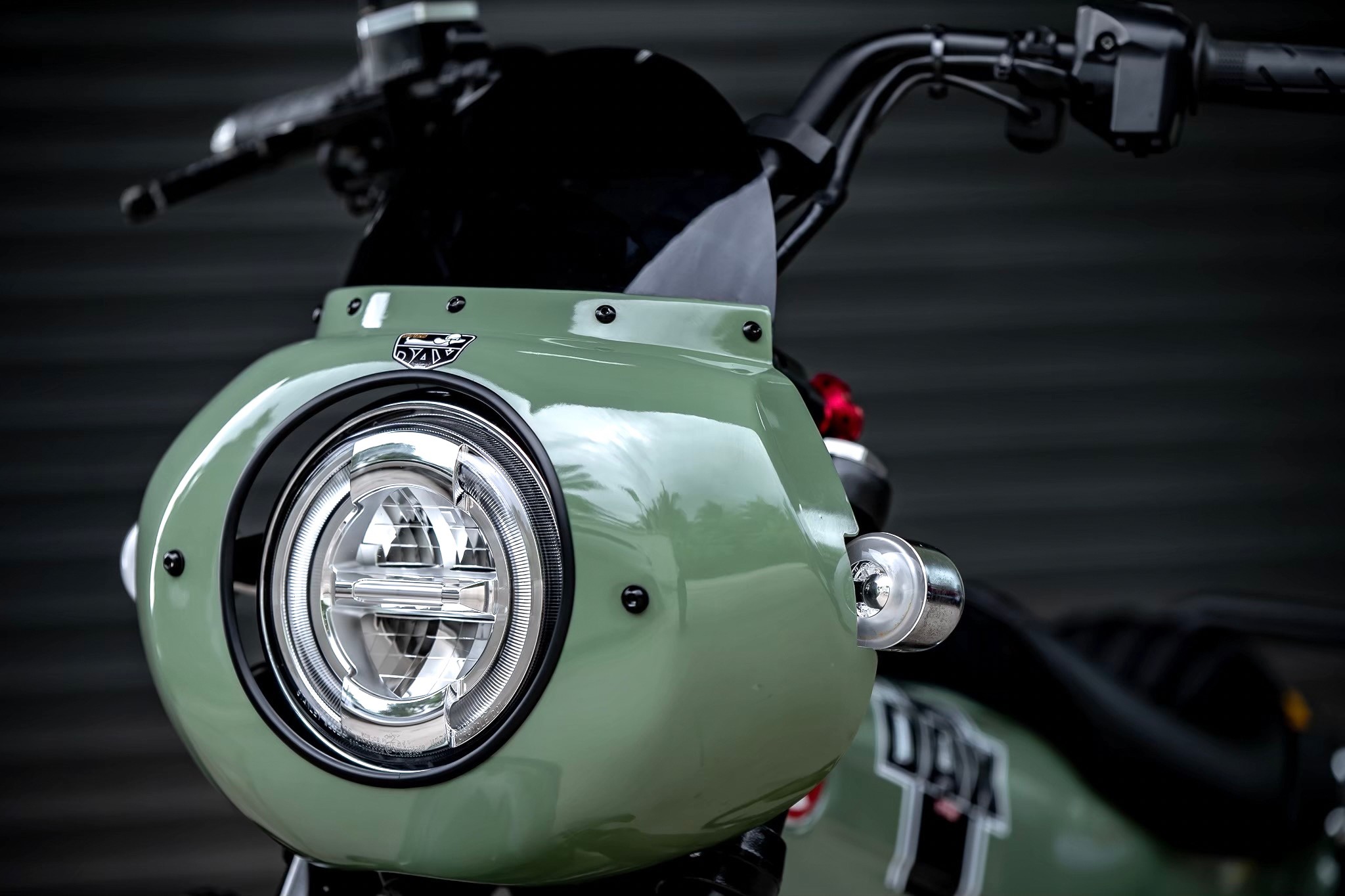 หน้ากากขนมปัง Dax125 MOTOLORD Bun mask 2900฿