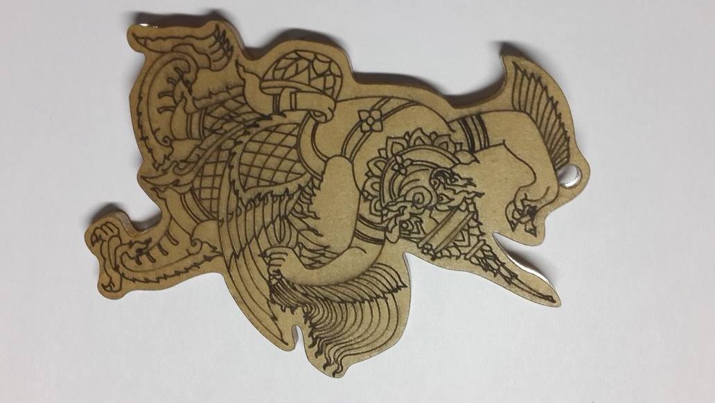 งานตัดเลเซอร์ เป็นตัวเลข หรือตัวอักษรในรูปแบบต่าง ๆ ให้ความเนียนสวย คมชัด