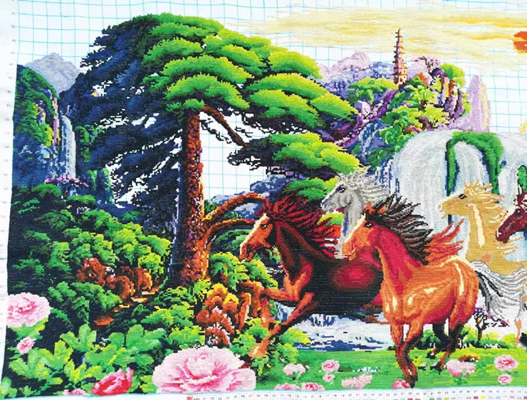 maa-1117 *สินค้าหมด* ชุดปักครอสติช ลาย 8 อาชา (ผ้า11CTพิมพ์ลาย ปัก 3 เส้นเล็ก) ขนาด 159*80 ซม.ผ้าครอสติช 11CTพิมพ์ลายปักบนผ้า ไหมคอตตอน 73 สี ผังลาย เข็ม