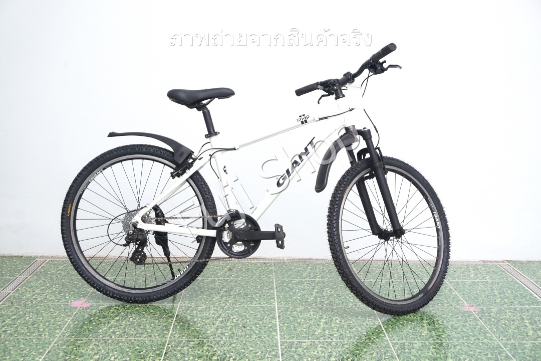 จักรยานเสือภูเขาญี่ปุ่น- ล้อ 26 นิ้ว - มีเกียร์ - มีโช๊ค - อลูมิเนียม - Giant Snap - สีขาว [จักรยานมือสอง]