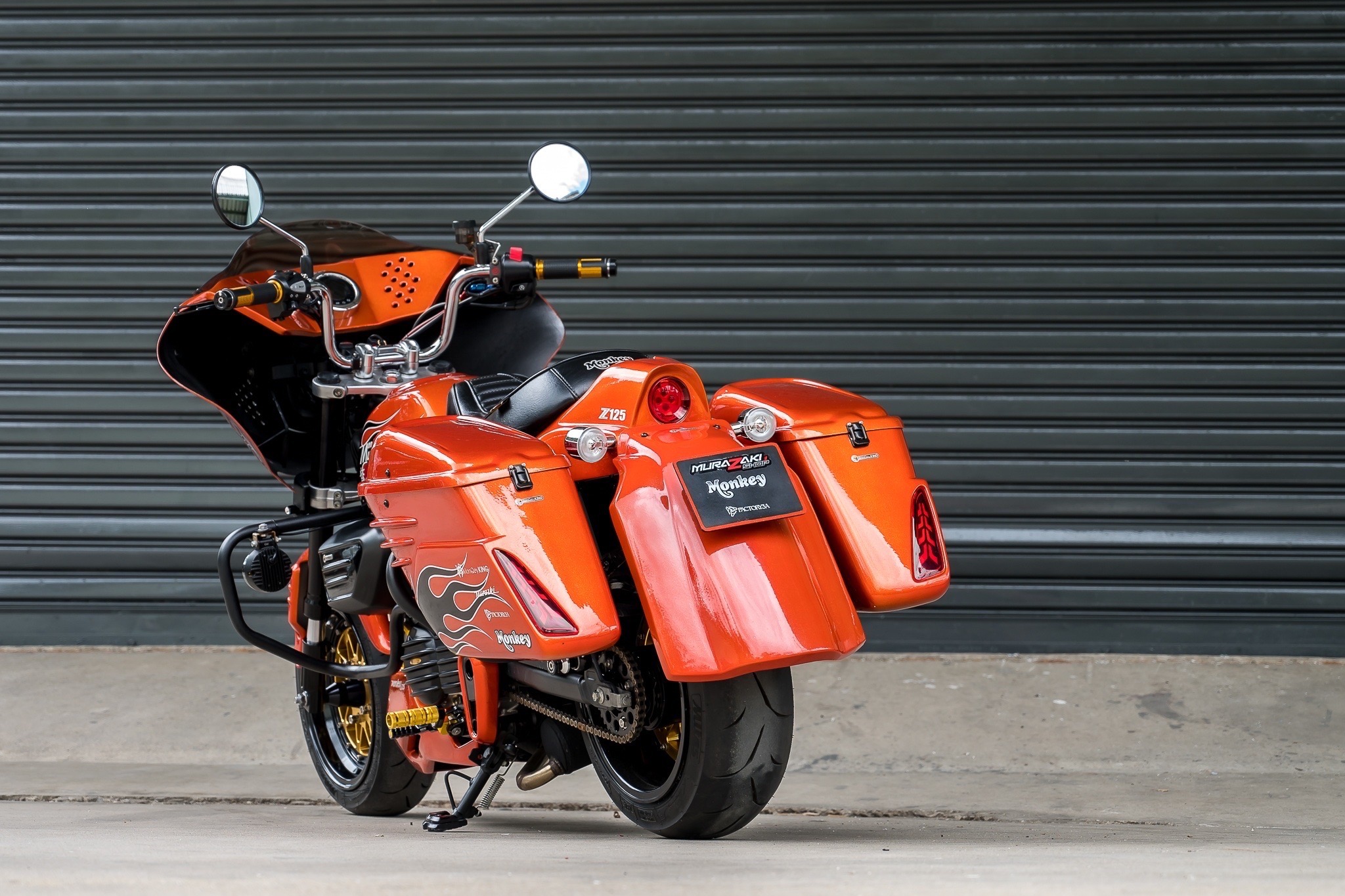 ชุดแต่งMonQeyKingBKK monkey125