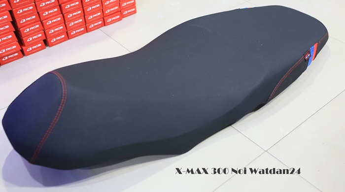 เบาะแต่ง Xmax 300 ทรงปาดบาง (โครงเทียม) by Noi Watdan