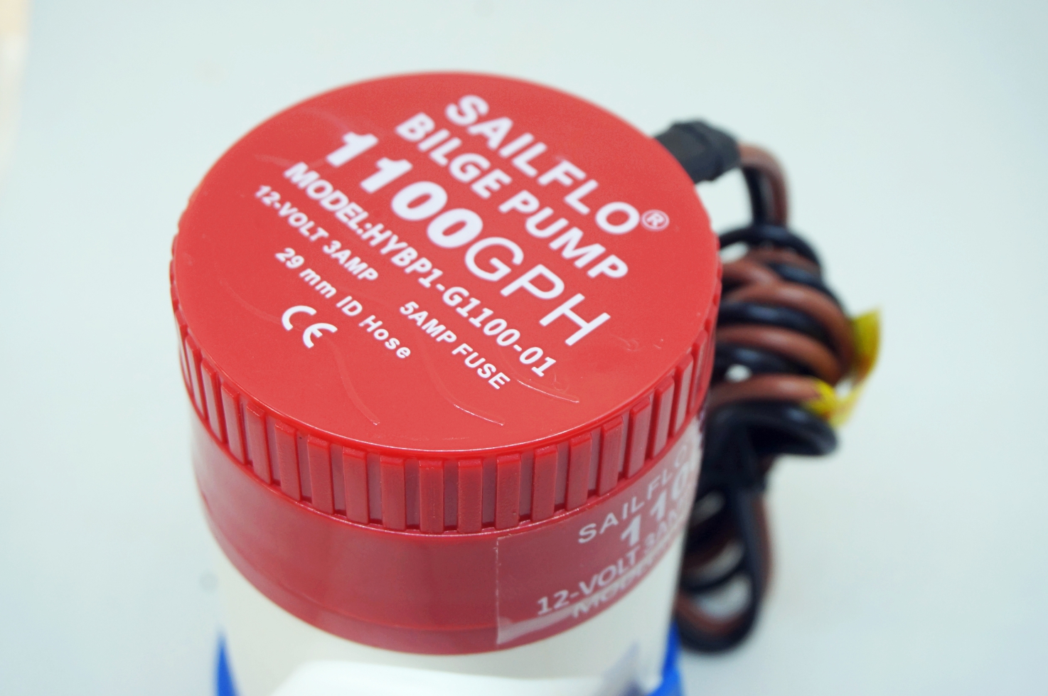 ปั๊มน้ำแบบแช่ DC 12V 1100GPH