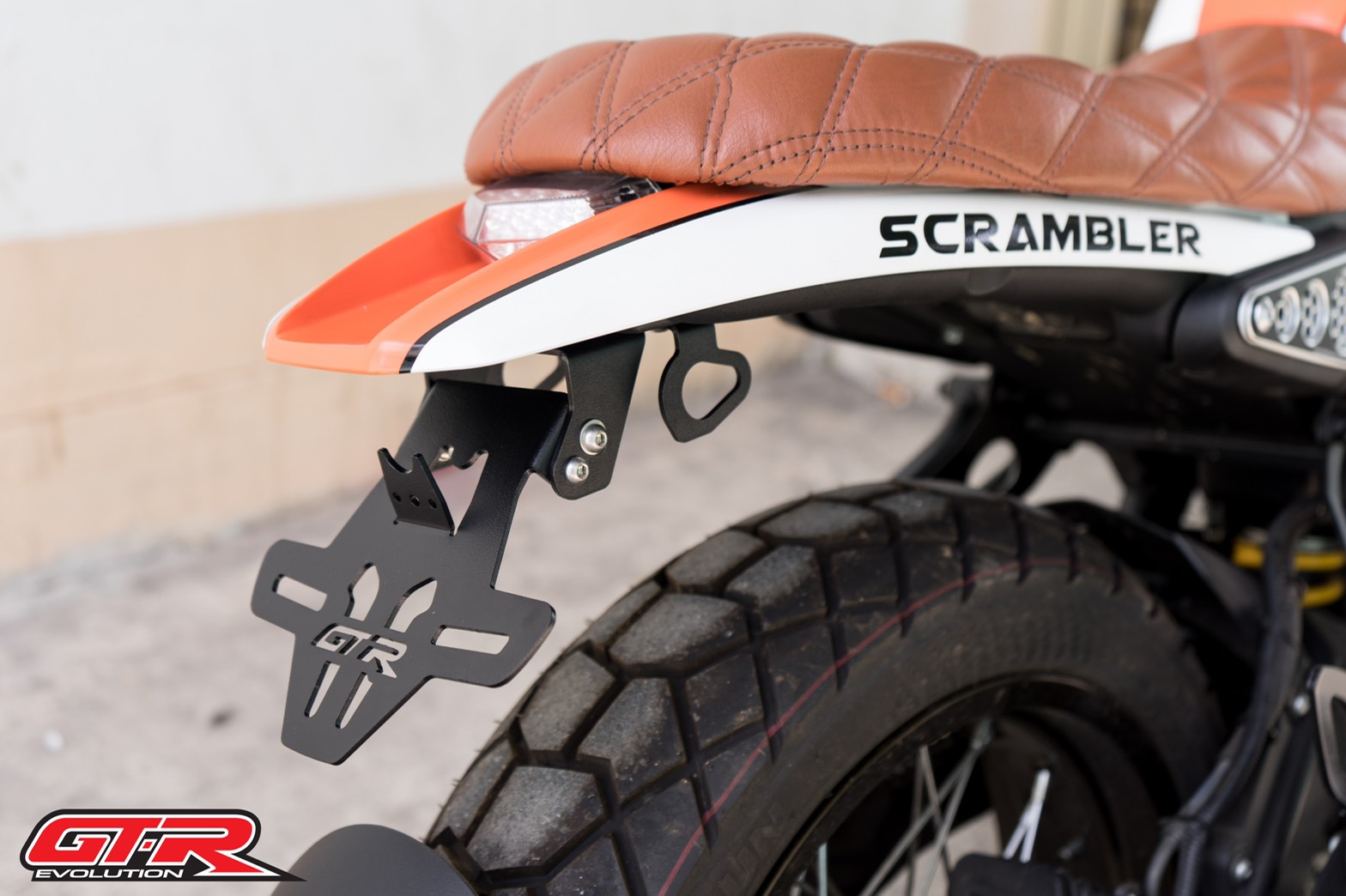 ขายึดป้ายทะเบียน GTR XSR155 ราคา780 ใส่ไฟเลี้ยวเดิมได้ ไฟเลี้ยวแต่งได้