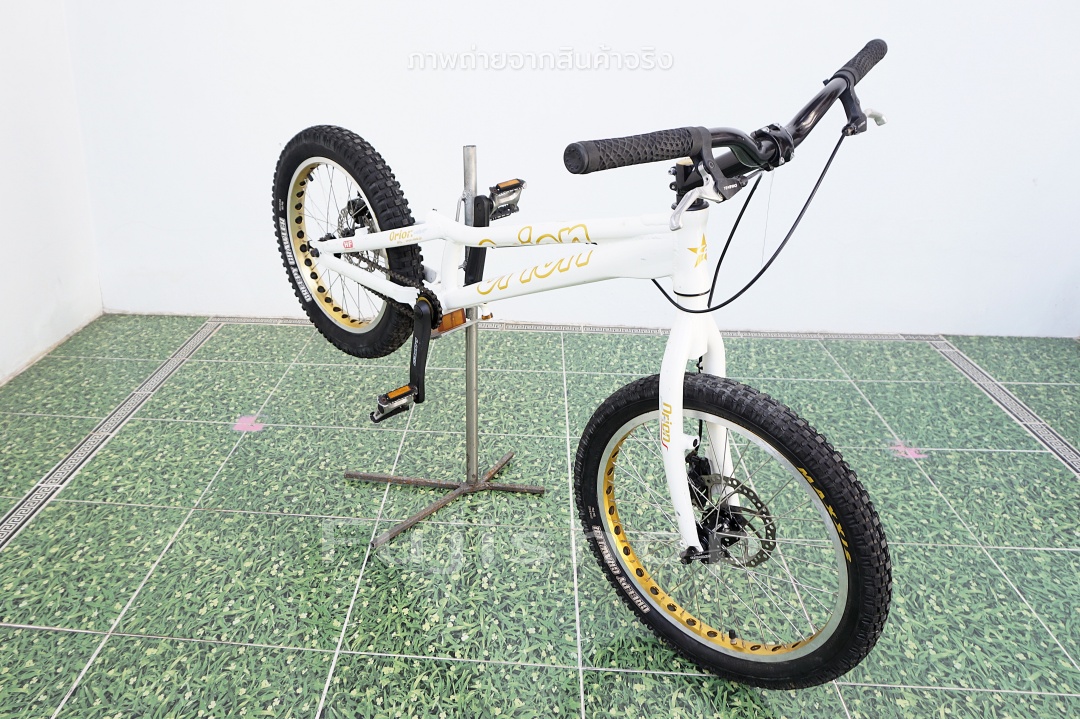 จักรยานไทรอัลญี่ปุ่น - ล้อ 20x2.5 - ไม่มีเกียร์ - อลูมิเนียม - ดิสก์เบรค - ไร้เบาะ - Cross Field Orion - สีขาว [จักรยานมือสอง]