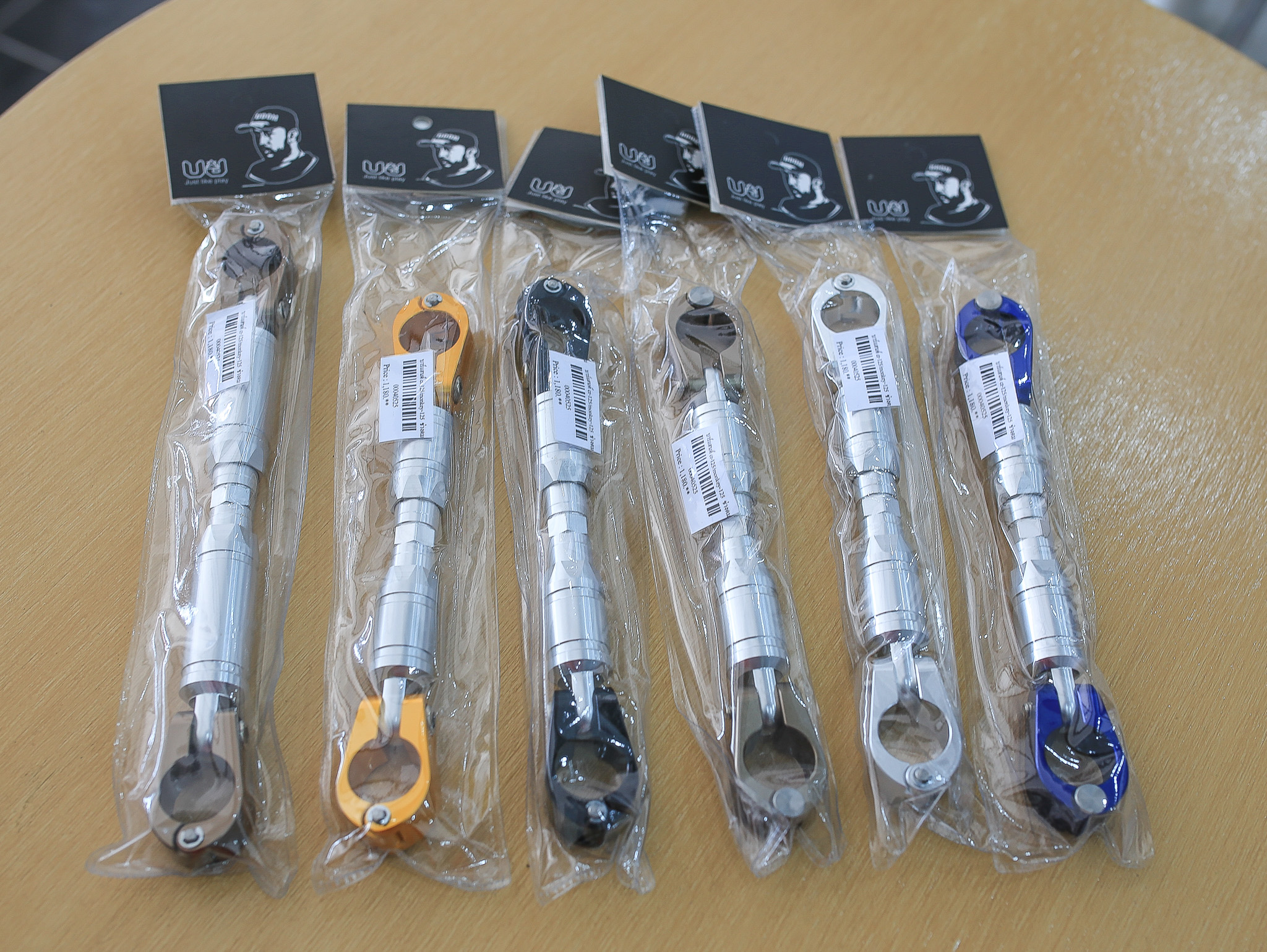 บาร์แฮนด์ ปรับระดับได้ U DOM KARNCHANG HONDA MONKEY CT125 มีขนาน2ไซร์ แบบสั้น8นิ้วครึ่ง แบบยาว10นิ้ว ราคา1180