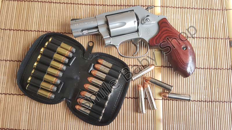 กระเป๋าใส่ลูกกระสุนปืน ใส่กับลูก.38,9มมและ357 ใส่กระสุนได้ 20 นัด.