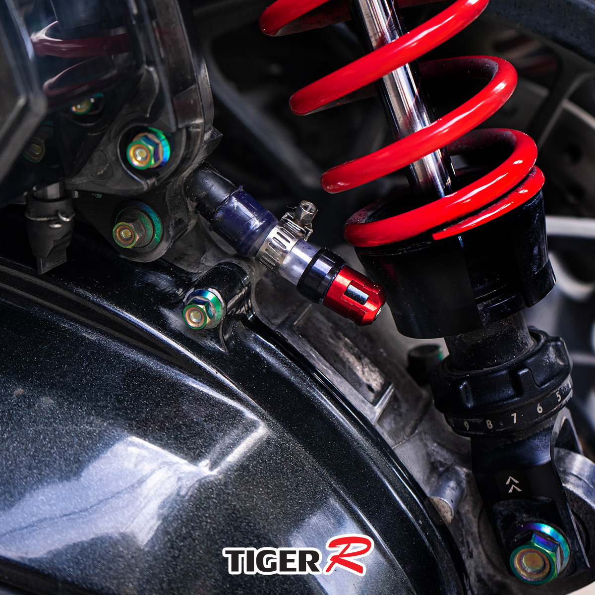 สายระบายกรองอากาศ (3 ชิ้น) HONDA GIORNO+ / LEAD-125 / PCX-160 / ADV-160 / Click-160 / FORZA-350 / ADV-350 TIGER-R (ไทเกอร์ อาร์) ราคา 𝟯𝟴𝟬 บาท