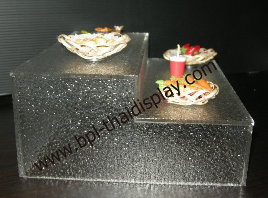 กล่องอะคริลิคครอบขนมจิ๋วพร้อมชั้นวาง