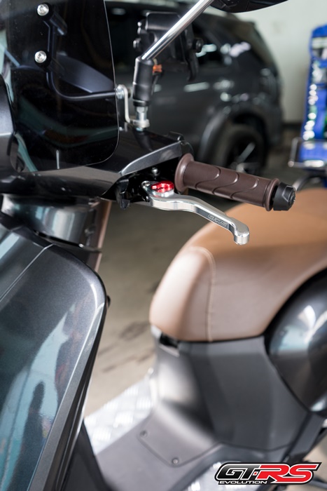 มือเบรค-ครัช (ปรับ6ระดับ) ABS GTRS GIORNO+ ราคา1100