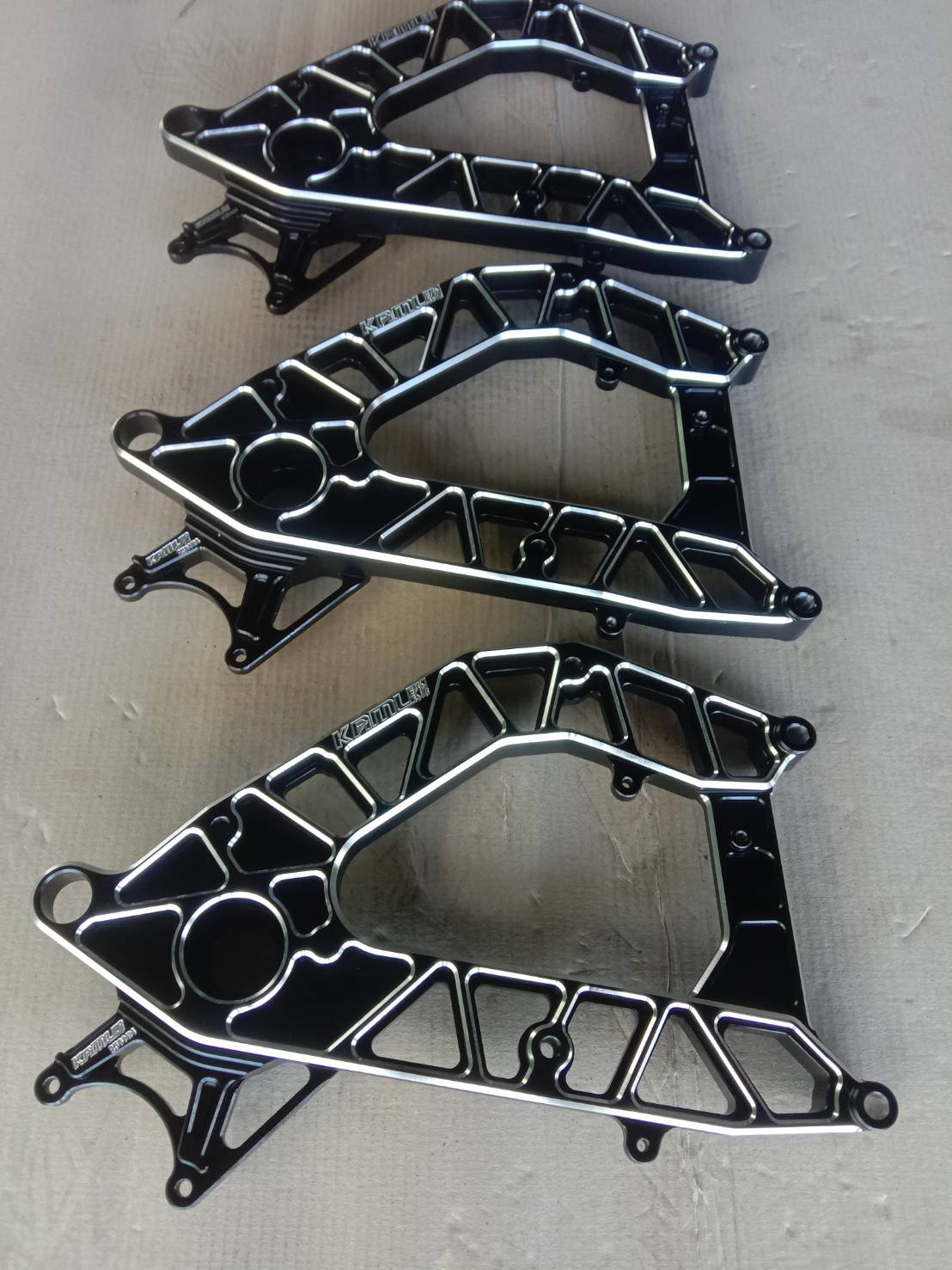 สวิงอาร์ม อลูมิเนียม CNC 3D ADV350 / Forza 350 สีทูโทน ราคา 15,500฿ ,สีเงิน ราคา 15,000฿