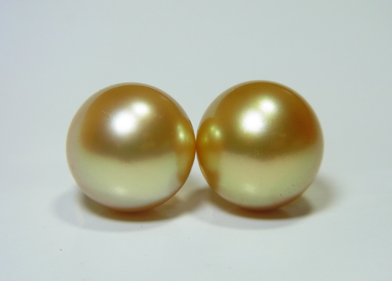 ต่างหูไข่มุก south sea 11-12 มิล ตัวเรือน 18k สีทอง เกรด AAA