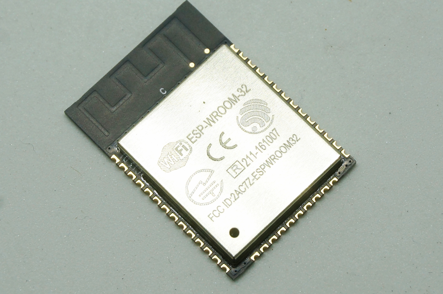ESP32 bluetooth and WIFI chip