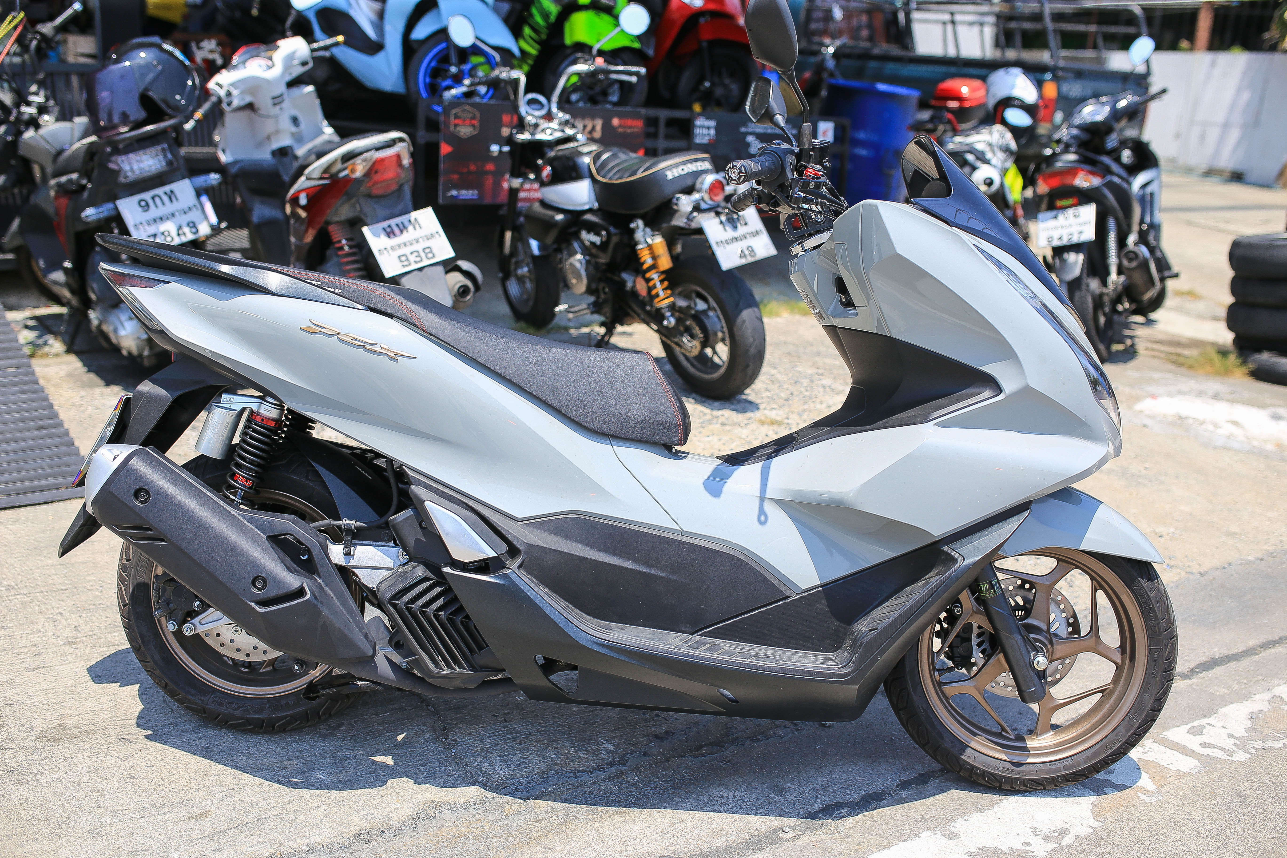 โช็ค YSS G-SPORT โหลด 335mm สปริงดำดำกระบอกดำ ราคา7900