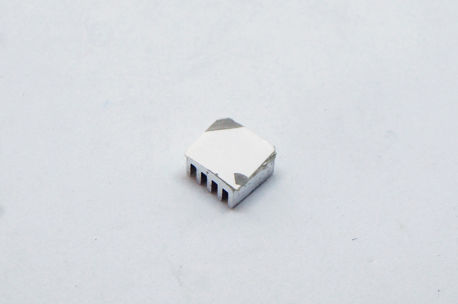 แผ่นระบายความร้อน ขนาด 9x9x5mm