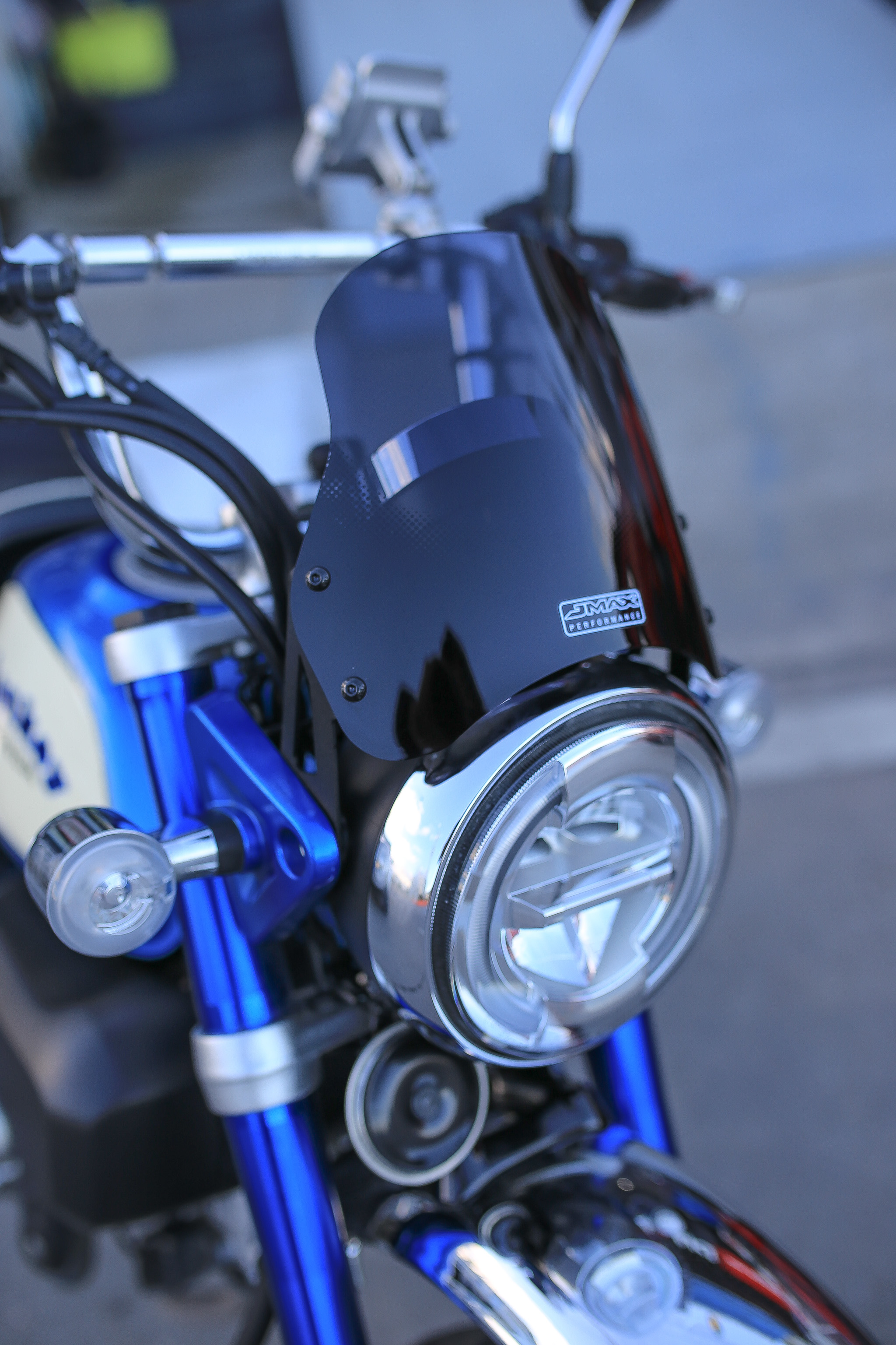 ชิวหน้า two tone #L J-MAX HONDA DAX-MONKEY 125 ราคา 980