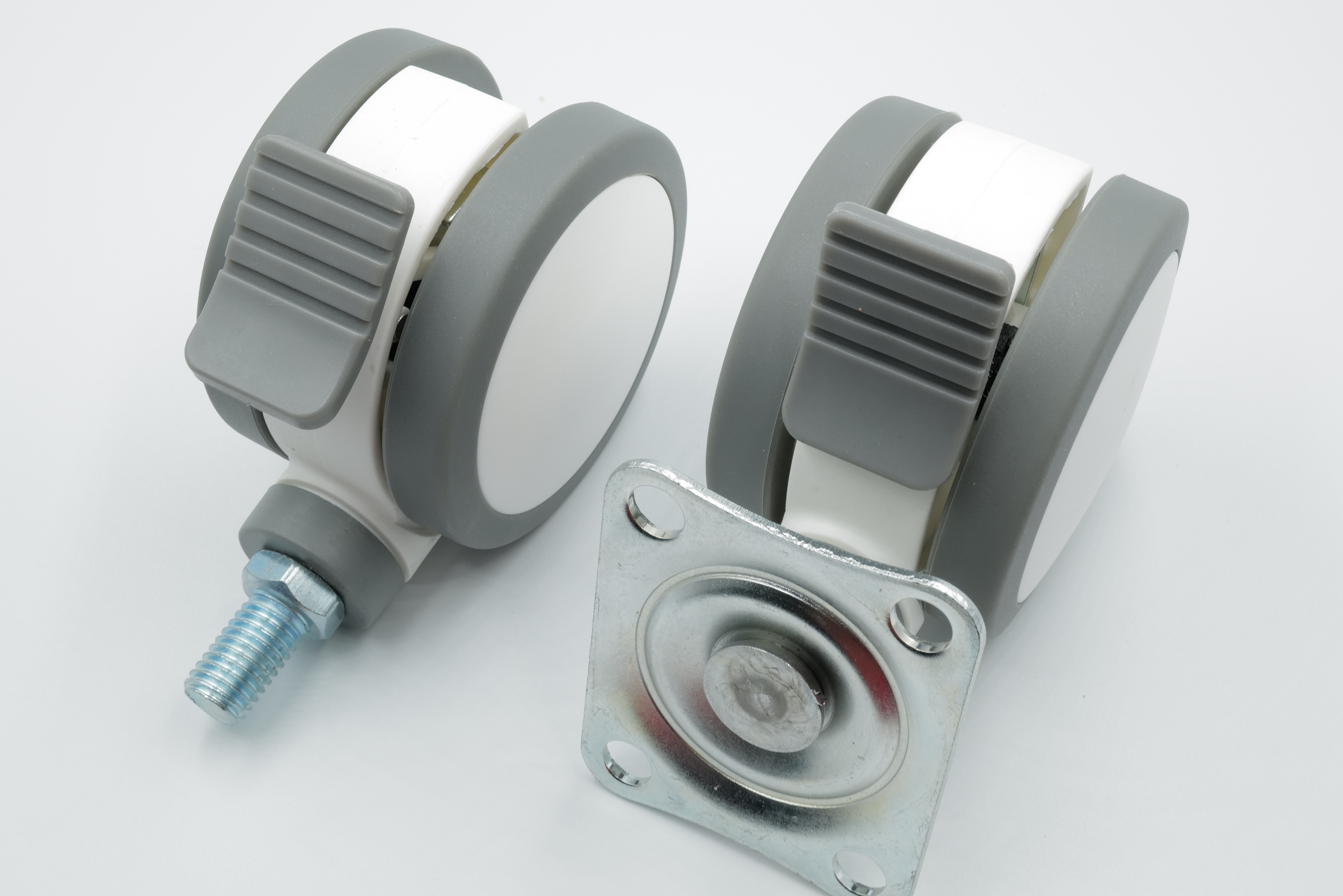 Medical wheels with brake