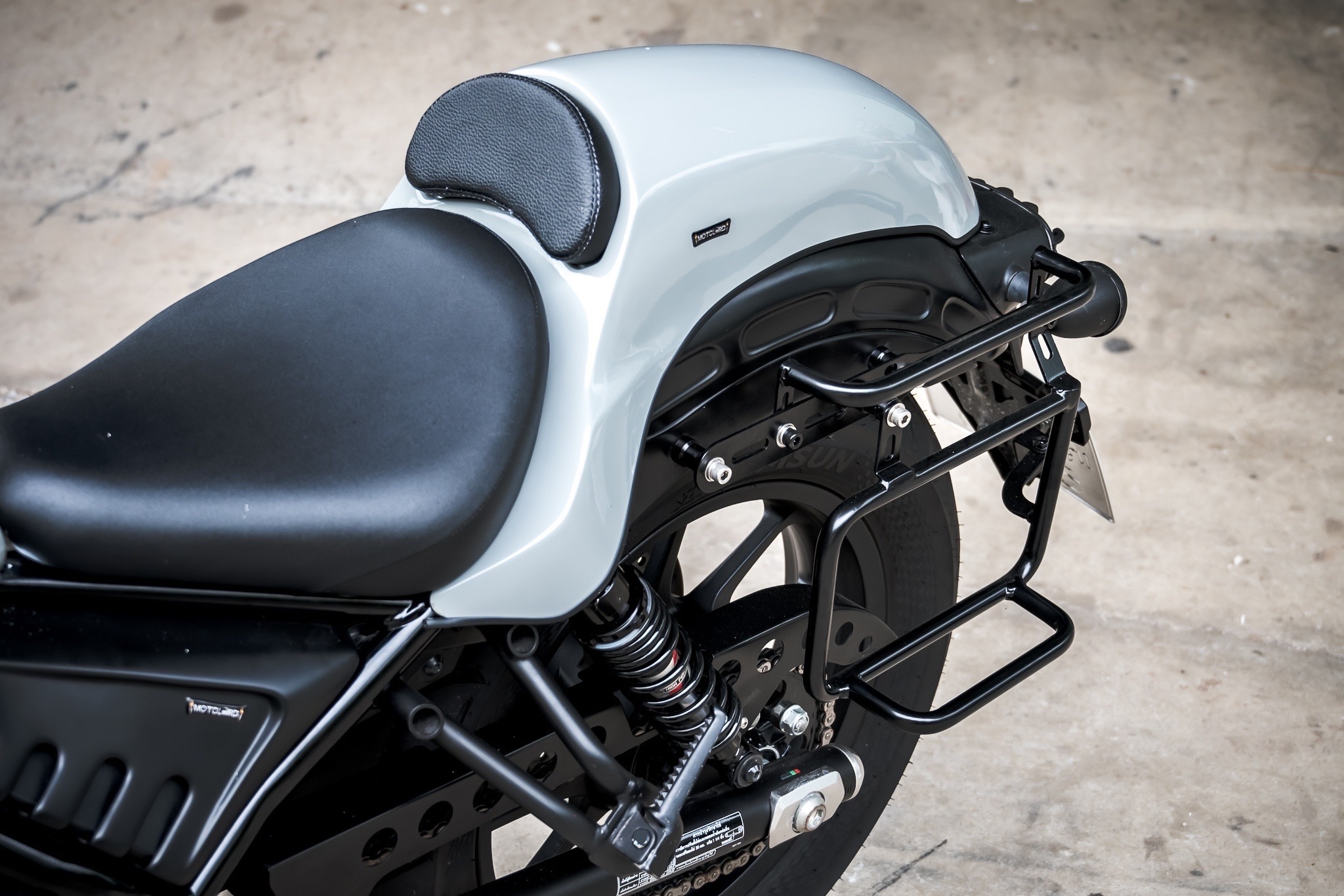 ตัวยึดกระเป๋าข้าง เหล็ก MOTOLORD rebel300/500 ราคา2990