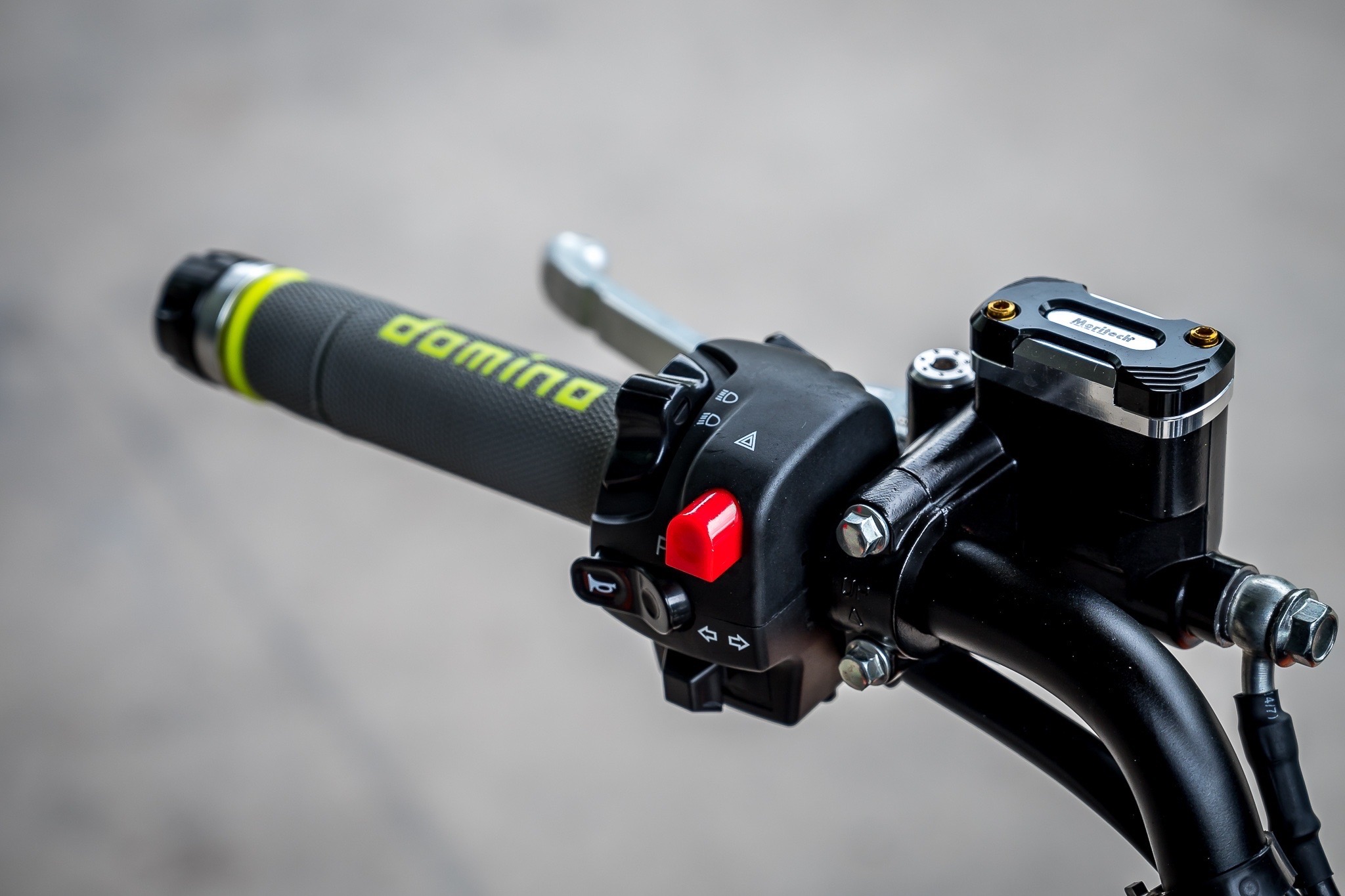 ชุดแต่งมอเตอร์ไซด์ไฟฟ้าAJ Z3 1.ชิวหน้า Windshield Z3 890฿ 2.ครอบ อกซ้าย/ขวา Front cover side fairing Z3 1700฿ 3.ครอบเฟรม Chassis cowl Z3 1350฿ 4.ครอบบังโคลนหน้า Front fender cover Z3 1400 5.ครอบแฟริ่งข้าง Under cover side fairing Z3 1400฿ 6.ครอบมือจับท้าย