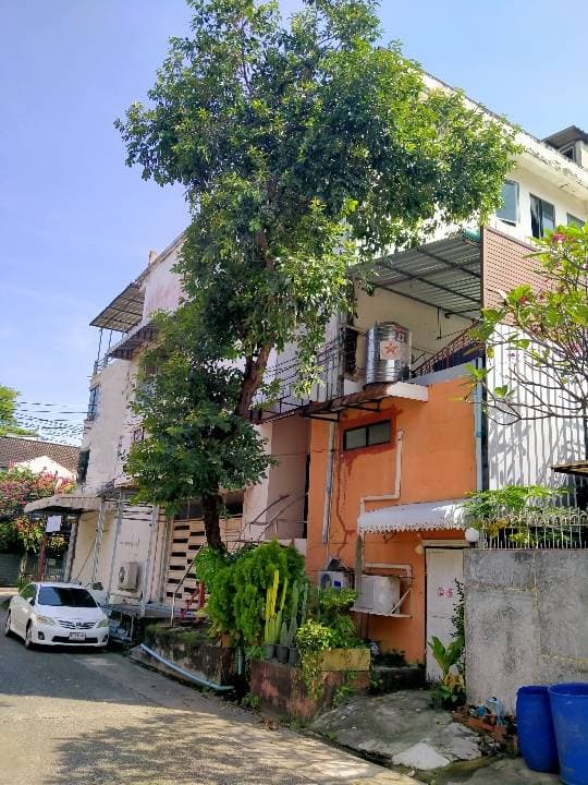 ขายอาคารพานิช วิภาวดี 60