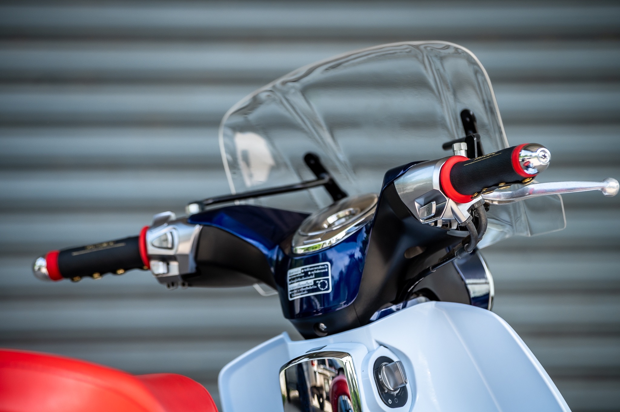 ชิวหน้าใส MotoLordD HONDA C125 ราคา 2200