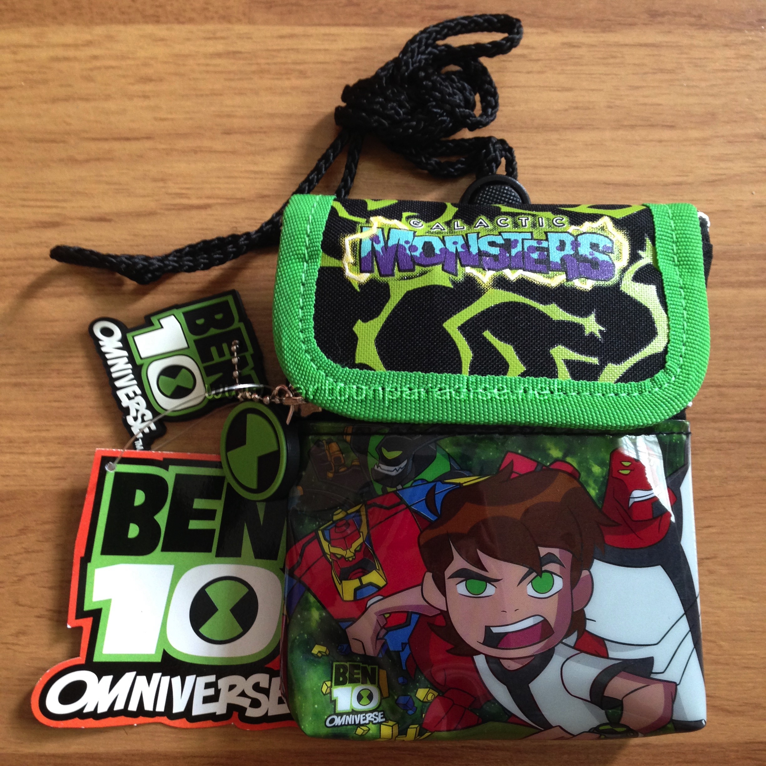 กระเป๋าสะพายข้าง กระเป๋าคล้องคอ เบ็นเท็น Ben 10 Shoulder Bag Sling Bag