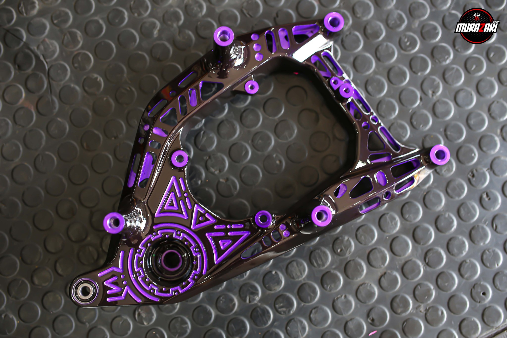 สวิงอาร์มเจาะทำสีทูโทน FORZA350 ราคาสับ1900ขายขาด4300