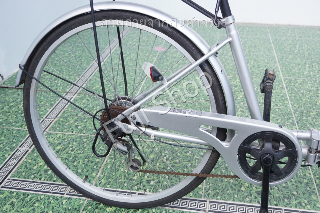 จักรยานแม่บ้านพับได้ ญี่ปุ่น - ล้อ 26 นิ้ว - เกียร์ 6 สปีด - สีเงิน [จักรยานมือสอง]