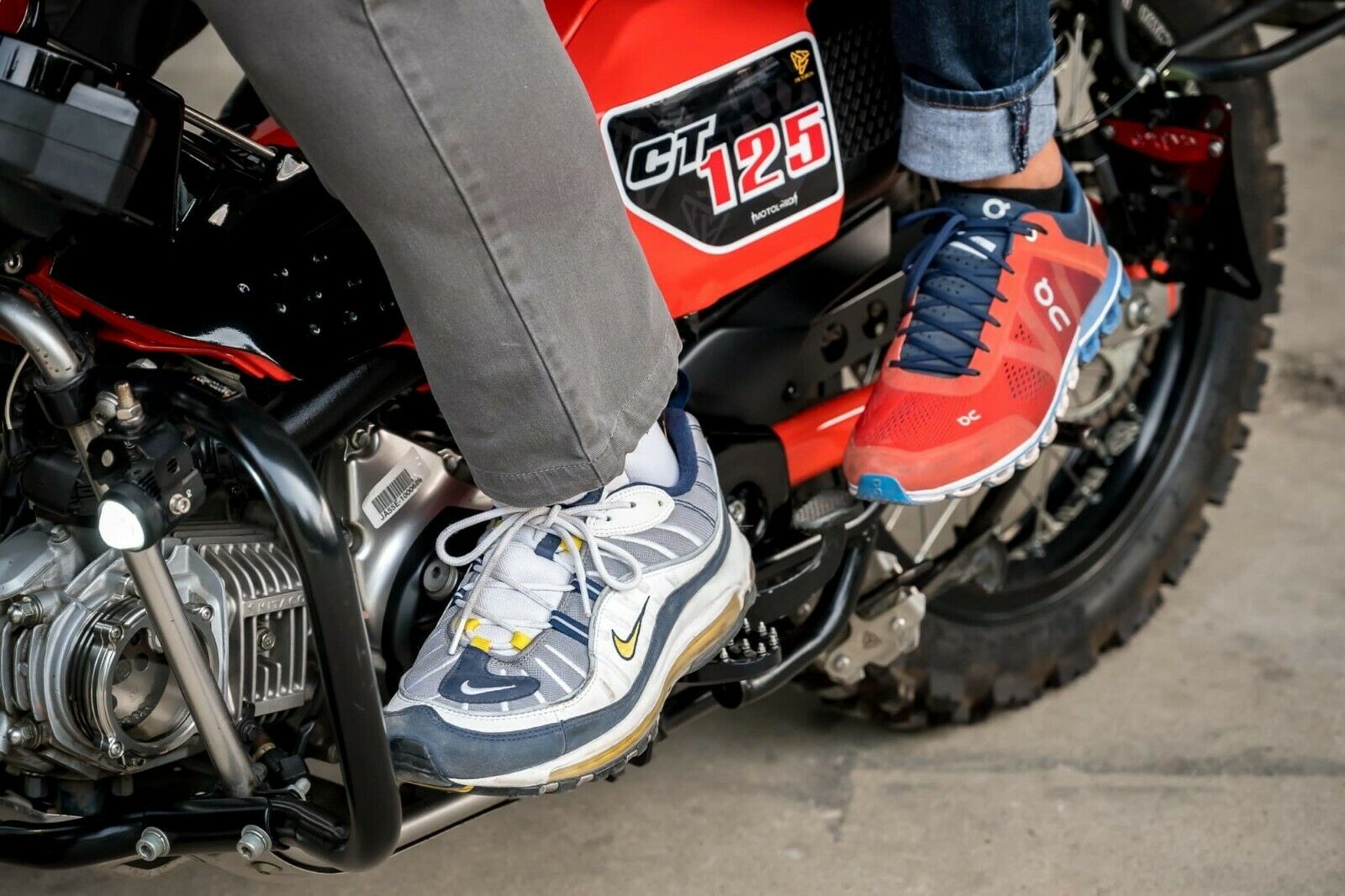 พักเท้าหลัง motolord ct125 ราคา3090