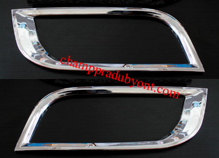 ครอบไฟตัดหมอกโครเมี่ยม CHEVROLET TRAILBLAZER 2012-2015