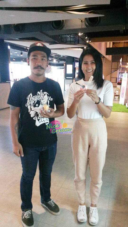 บ.มาลีี นำน้ำผลไม้อร่อยๆมาให้ผลิตเป็นไอศครีม ออกบูธวันที่ 21 ส.ค. 2560 @ โรงละครเคแบงก์สยามพิฆเณศ ชั้น 7