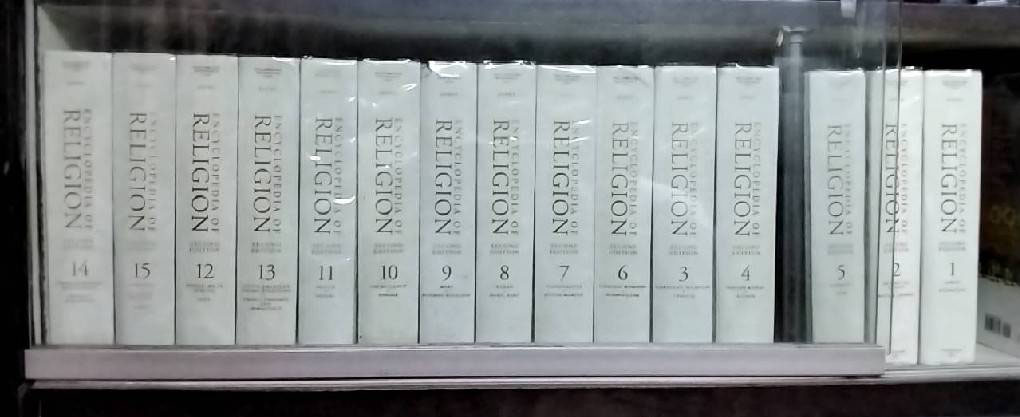 Encyclopedia of Religion (15 volumes ) (second edition)