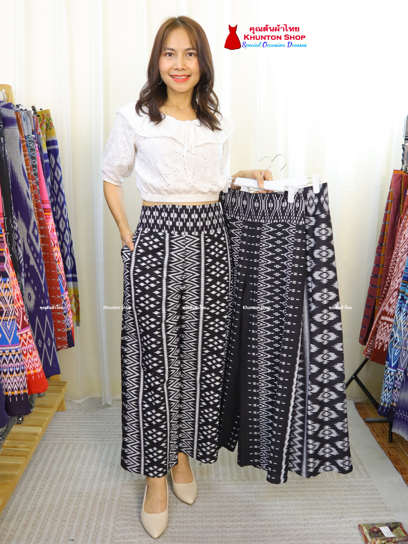 11A-03 กางเกงผ้าไทย ผ้าฝ้ายพิมพ์ลาย กางเกงทรงคุณนาย ขาตรง เอว 28-46 เอวยืดสม็อคหลัง มีกระเป๋าสองข้าง